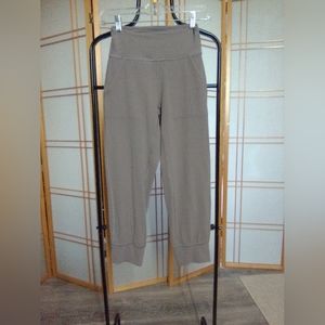Lululemon athletic pants